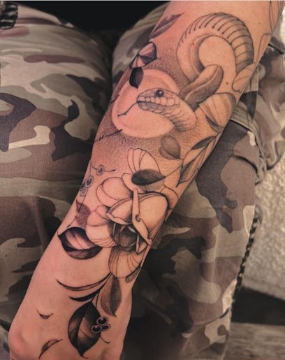 White Fox Tattoo X PMU