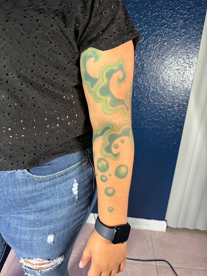 Y Knot Tattoos and Piercings