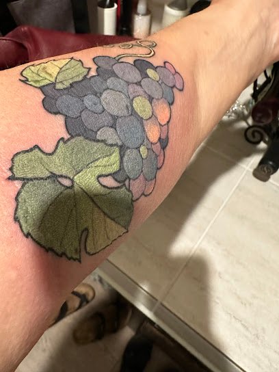 Raincloud Tattoo, private studio of Kari Yocom