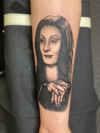 Sacred Moon Private Tattoo Studio